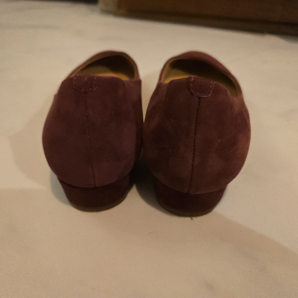 J. Crew Dark Red Suede Feel Low Heel Round Toe Flats Size 7 - Picture 6 of 8